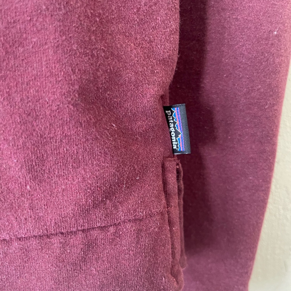 Patagonia Burgundy Hoodie - Picture 4 of 9